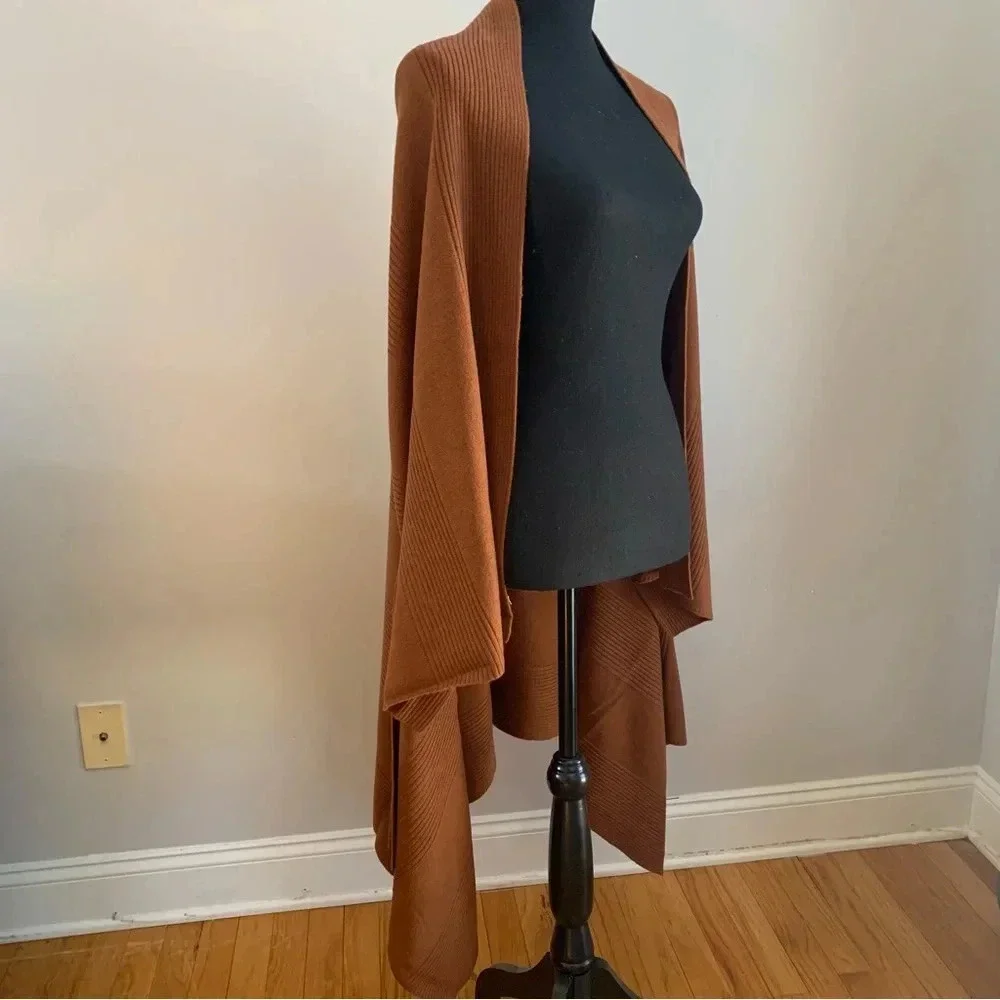 Bruno Magli Cashmere & Wool Knit Sweater Cape Scarf. One Size. Brown